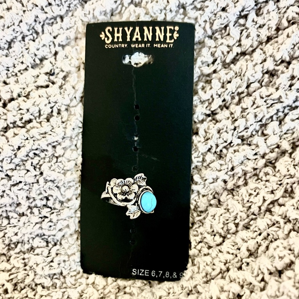 NWT - Adjustable Silver and Turquoise Floral Boho Ring - Picture 2 of 3